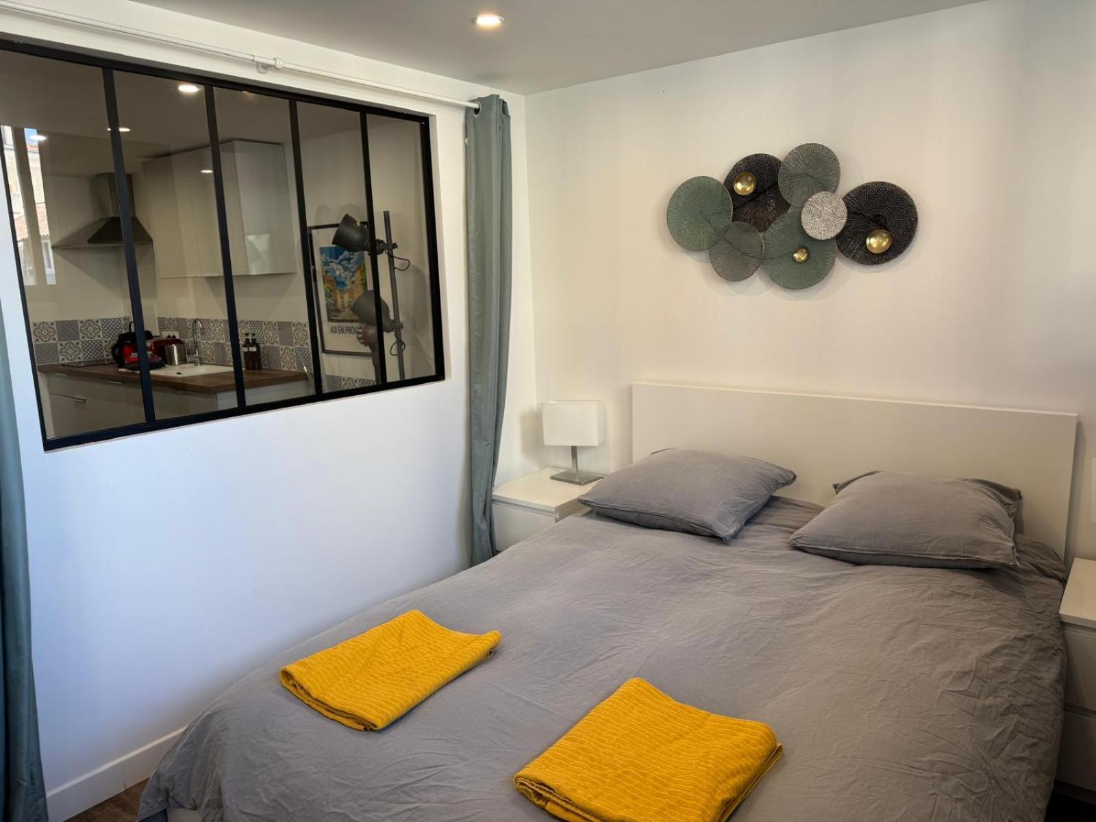 L'Amandier - Joli Appartement T3 Neuf Centre Ville A 2 Pas De La Rotonde Mirabeau Et Des Allees Provencales آيكس أومبروفينس المظهر الخارجي الصورة