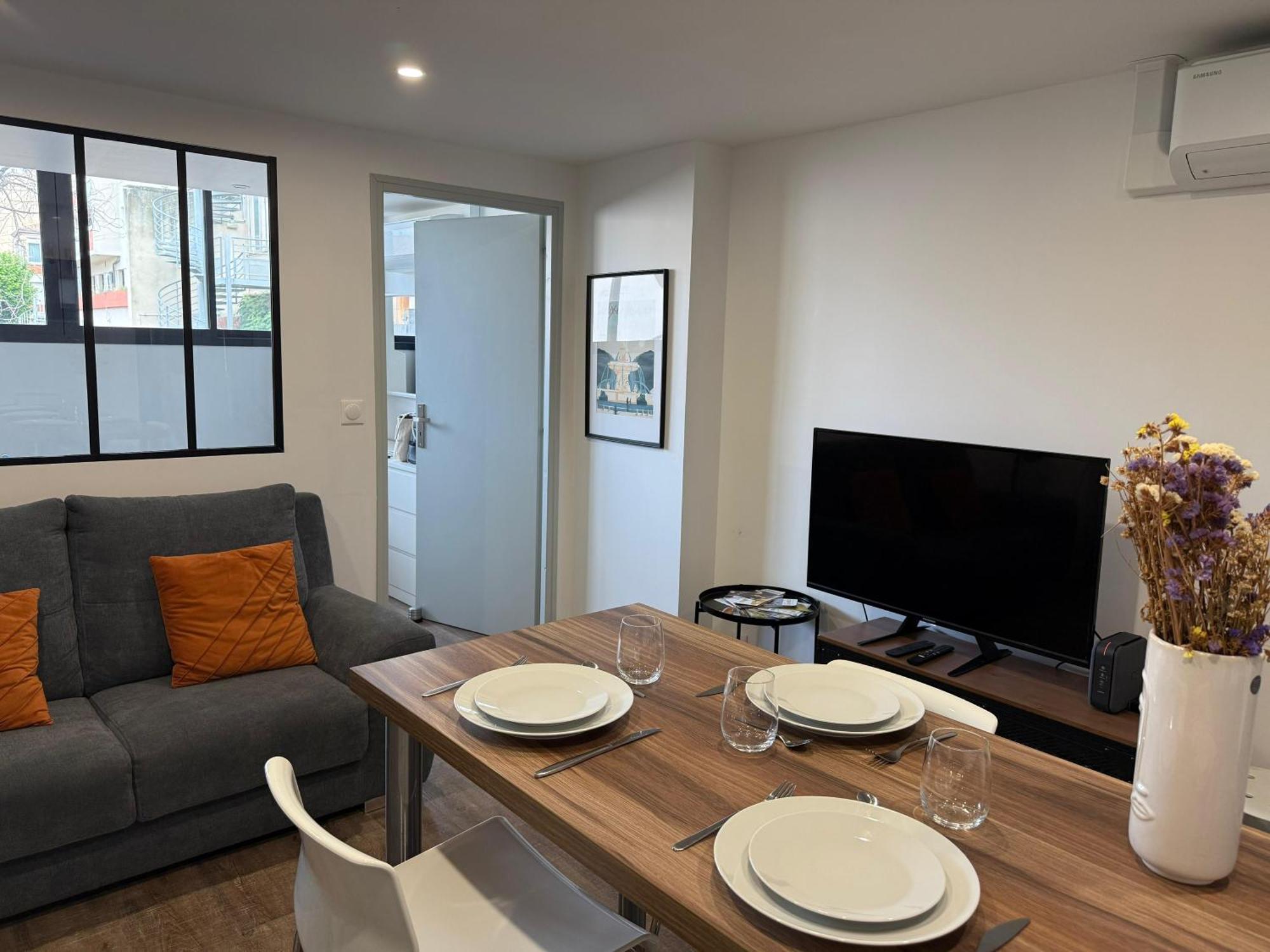 L'Amandier - Joli Appartement T3 Neuf Centre Ville A 2 Pas De La Rotonde Mirabeau Et Des Allees Provencales آيكس أومبروفينس المظهر الخارجي الصورة